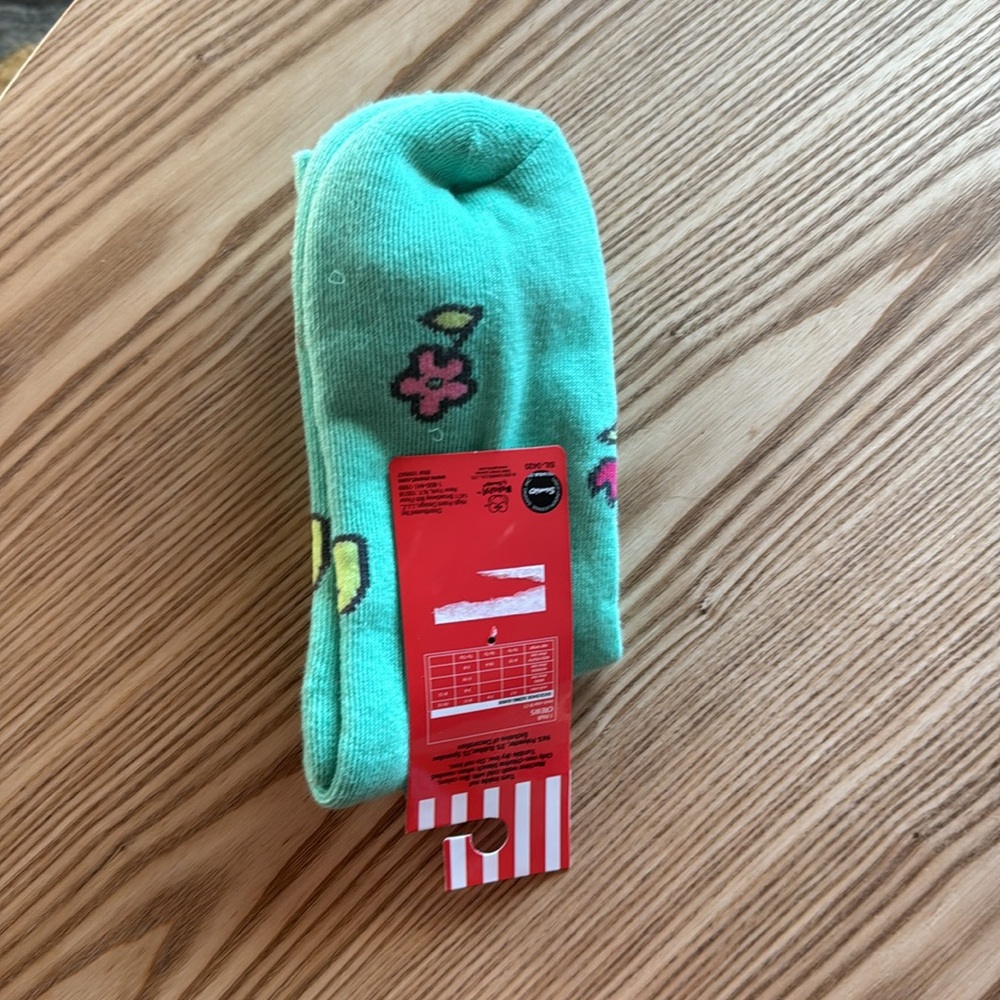 New Keroppi Socks - Picture 2 of 3